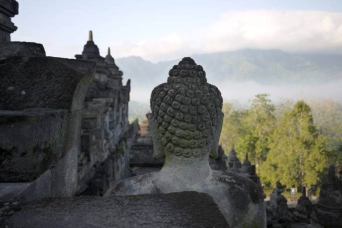 Buddha statue