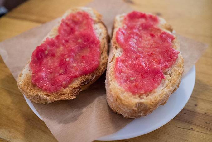 Tostadas con tomate