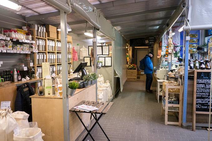 Inside the farmers' market