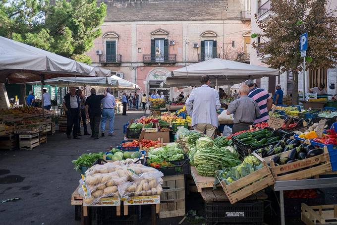 The daily farmers' market