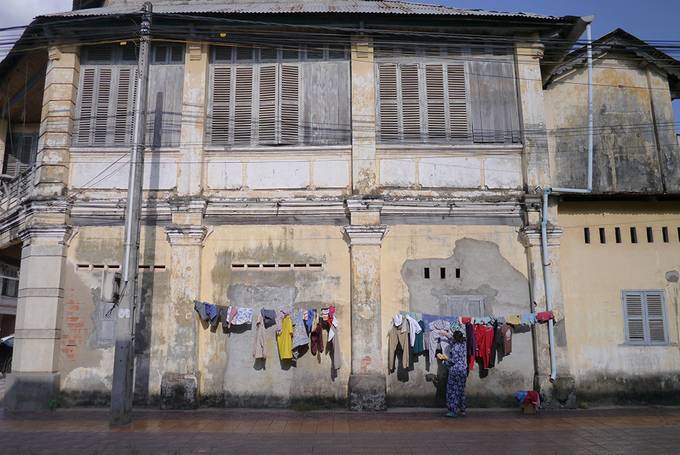 Building with washing line