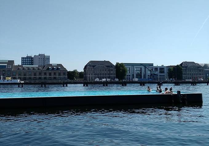 Badeschiff swimming pool