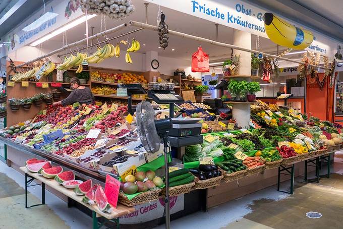 Fruit and vegetable stall