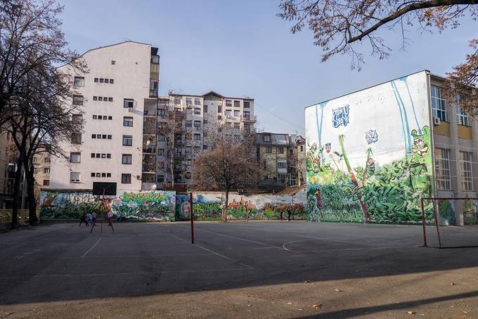 A Meeting of Styles project in a school playground